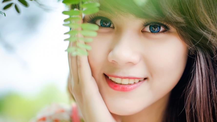 以色列空袭黎巴嫩东部致12死 真主党称其为“重大升级”